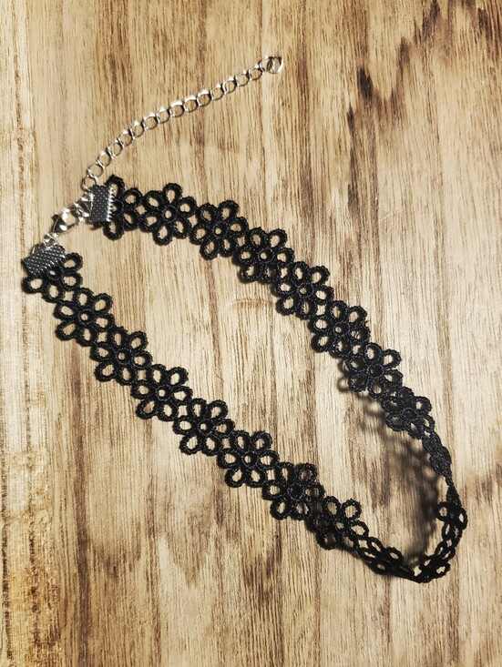 Jewelry - B2G1F Black Floral Choker Necklace